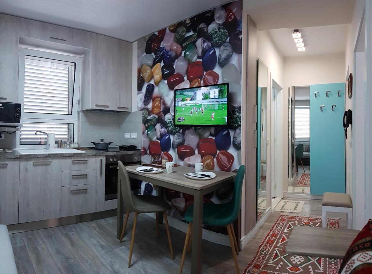Absolute Blloku Apartment 티라나 외부 사진